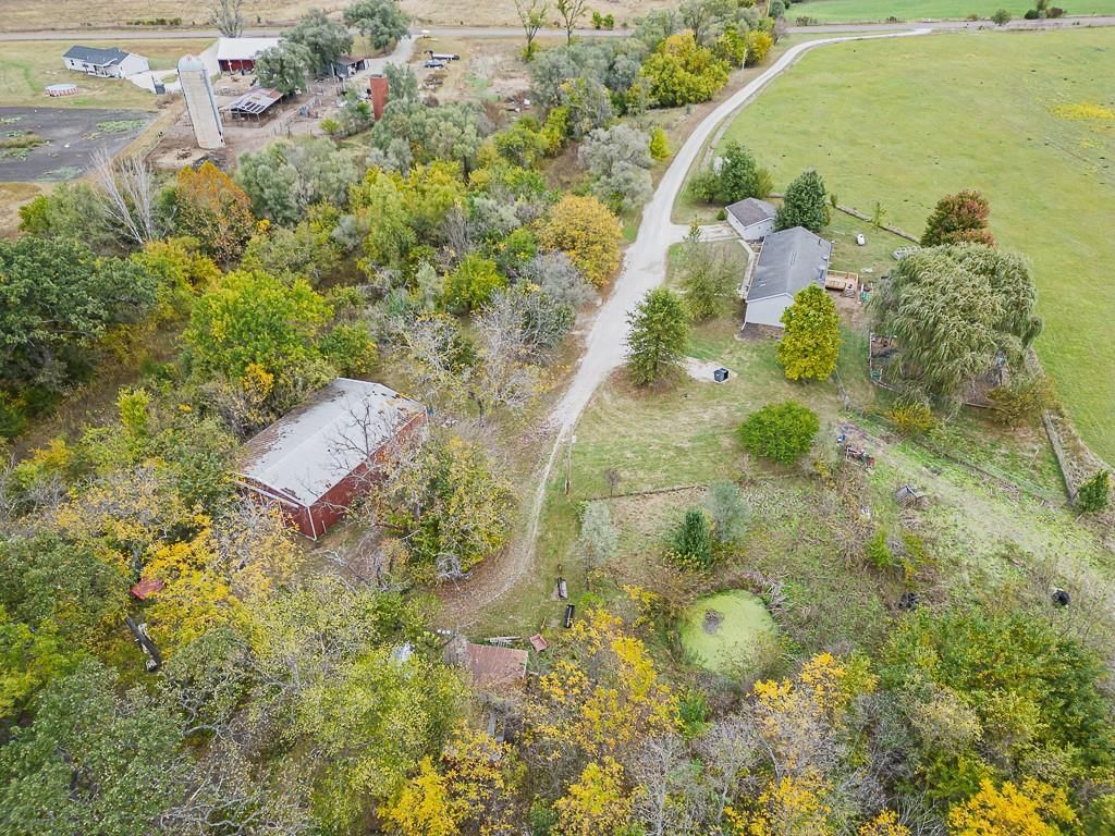 24785 Evans Road — photo 29