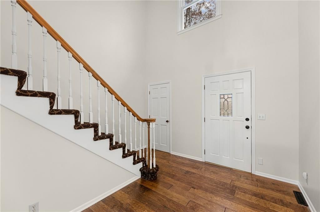 8108 W 98TH Terrace — photo 5