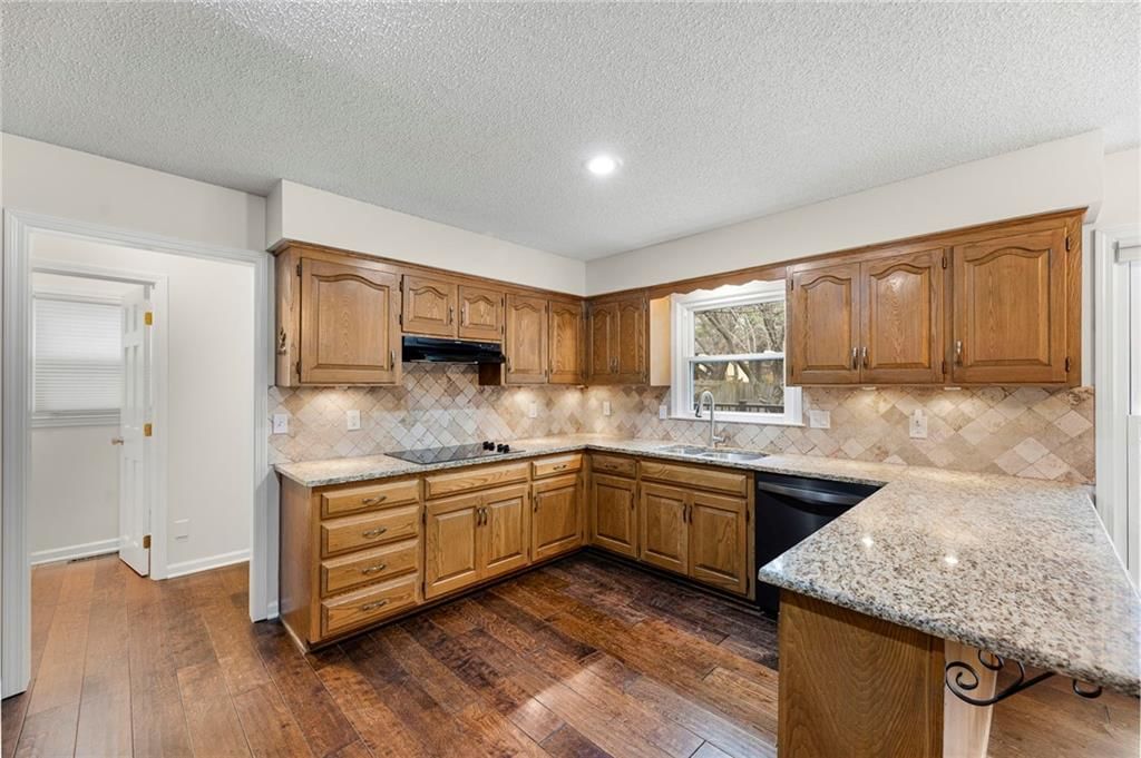 8108 W 98TH Terrace — photo 18