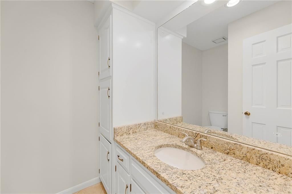 8108 W 98TH Terrace — photo 29