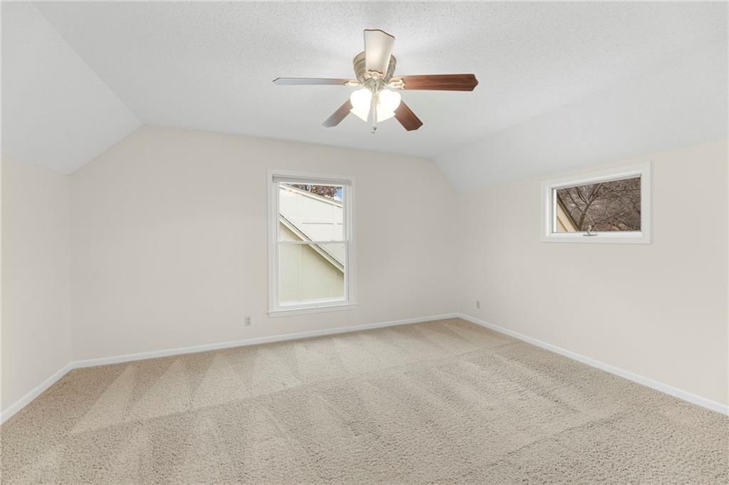 8108 W 98TH Terrace — photo 36