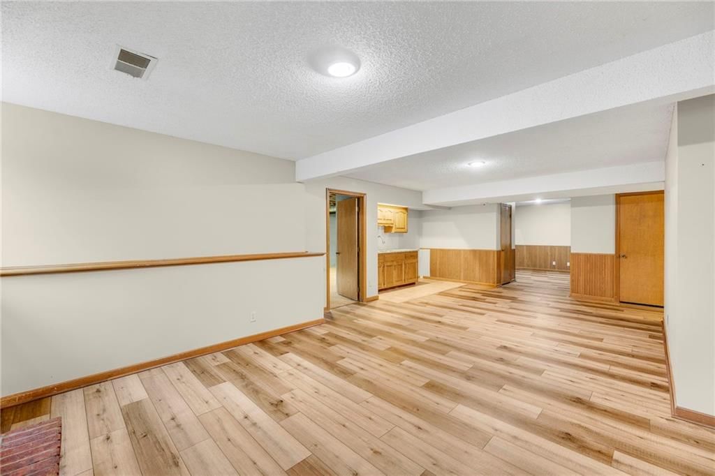 8108 W 98TH Terrace — photo 41
