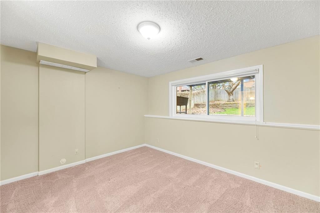 8108 W 98TH Terrace — photo 45
