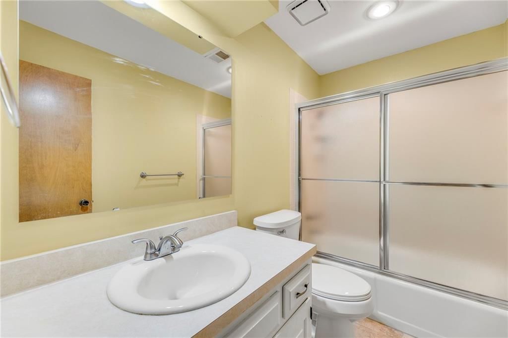 8108 W 98TH Terrace — photo 47