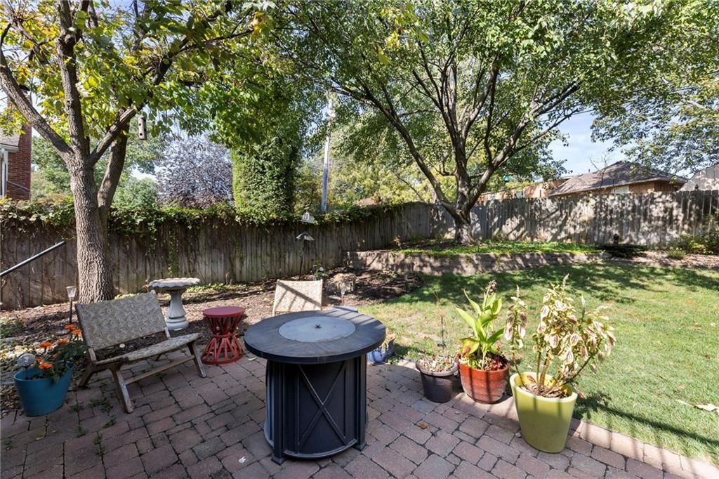8108 W 98TH Terrace — photo 52