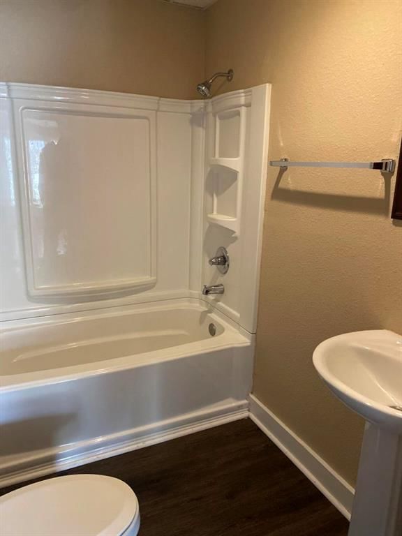 1503 E Valley Street — photo 9