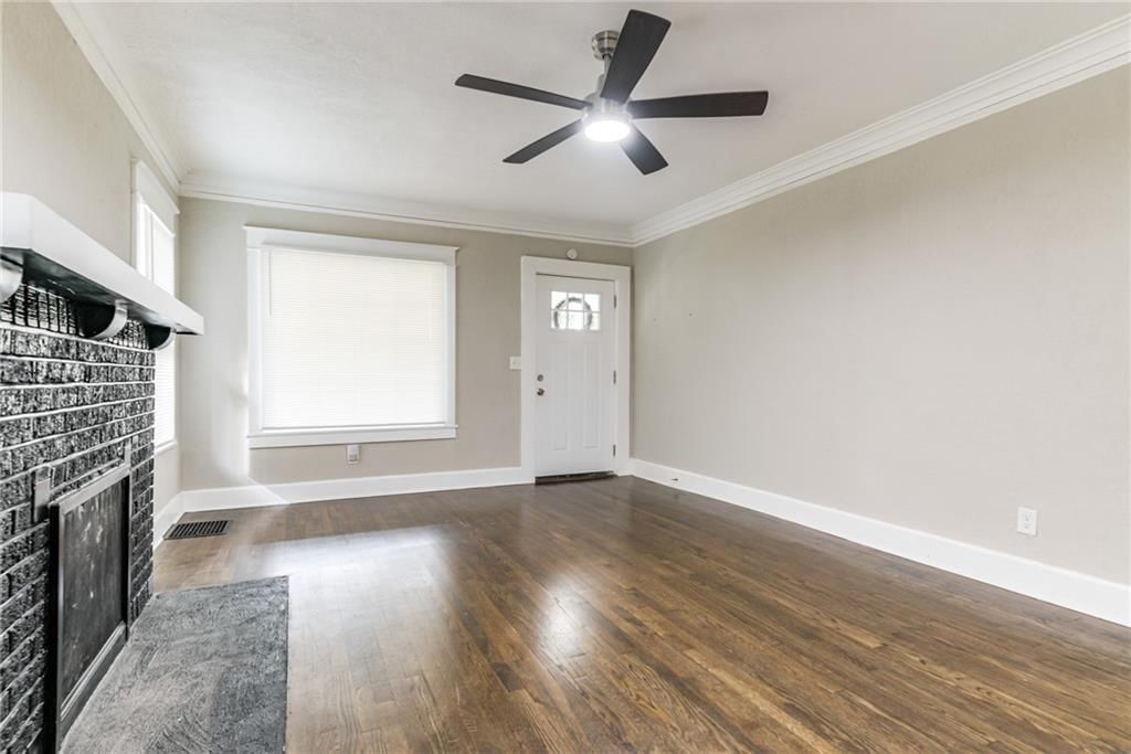 2837 Parkwood Boulevard — photo 4
