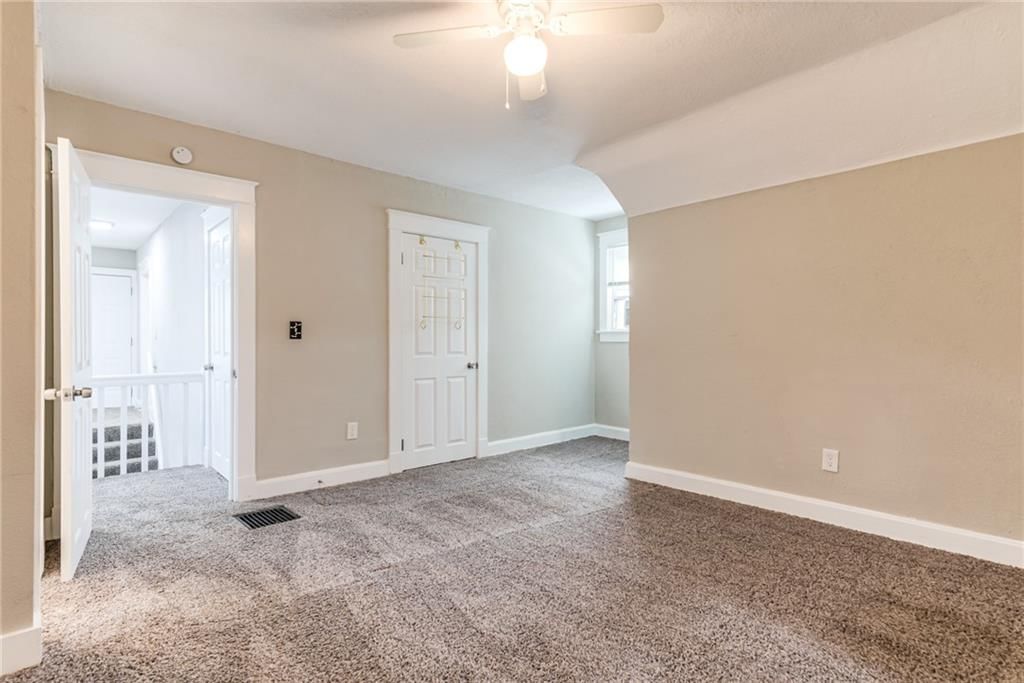 2837 Parkwood Boulevard — photo 22