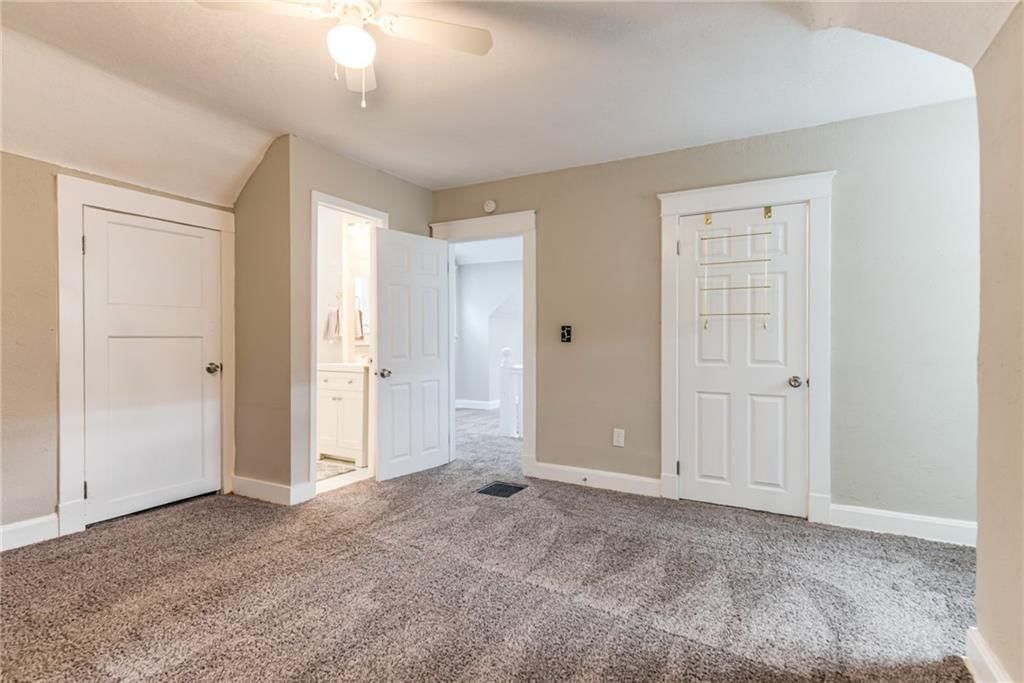 2837 Parkwood Boulevard — photo 23