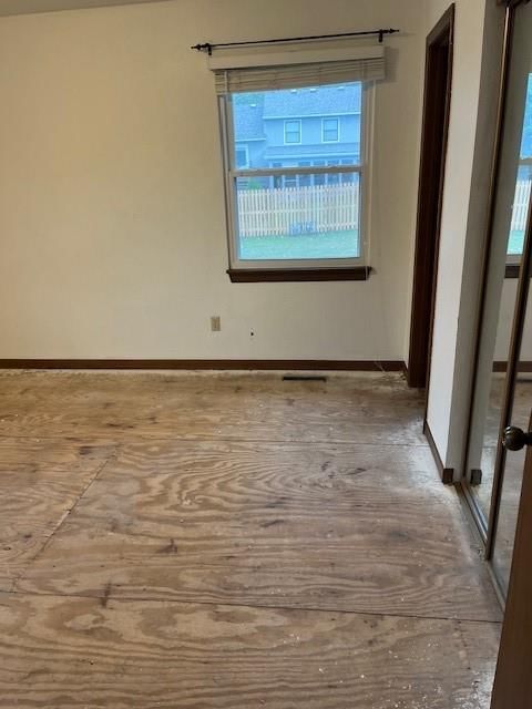 Photo 8 of 23 - 16111 W Indian Creek Parkway