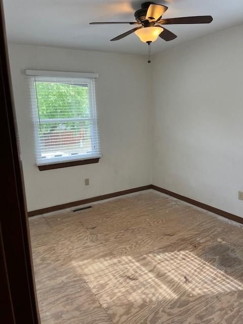 Photo 11 of 23 - 16111 W Indian Creek Parkway