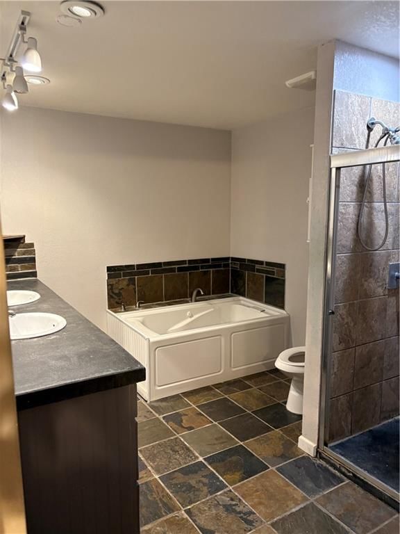 206 S Broadway Street — photo 9