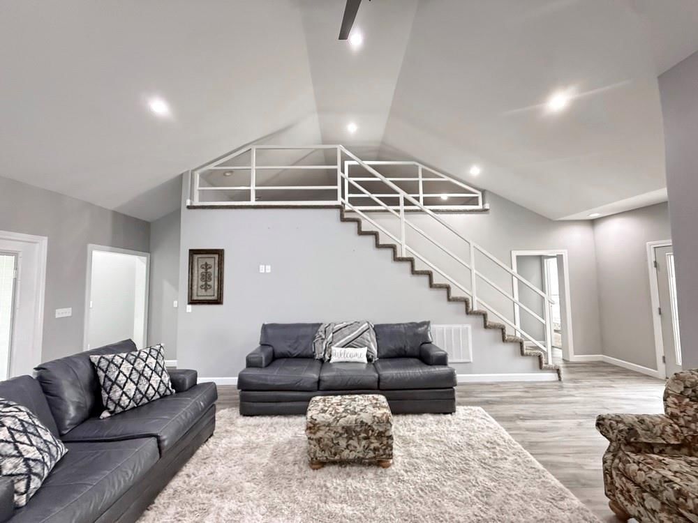 205 E Golden Street — photo 6