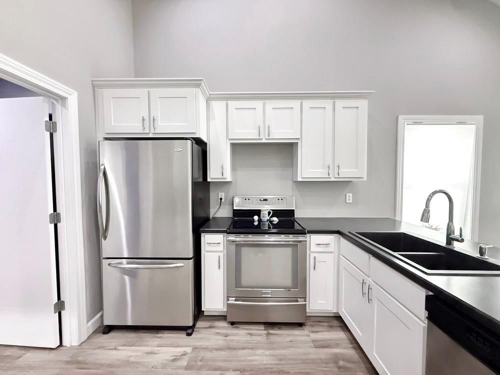 205 E Golden Street — photo 12