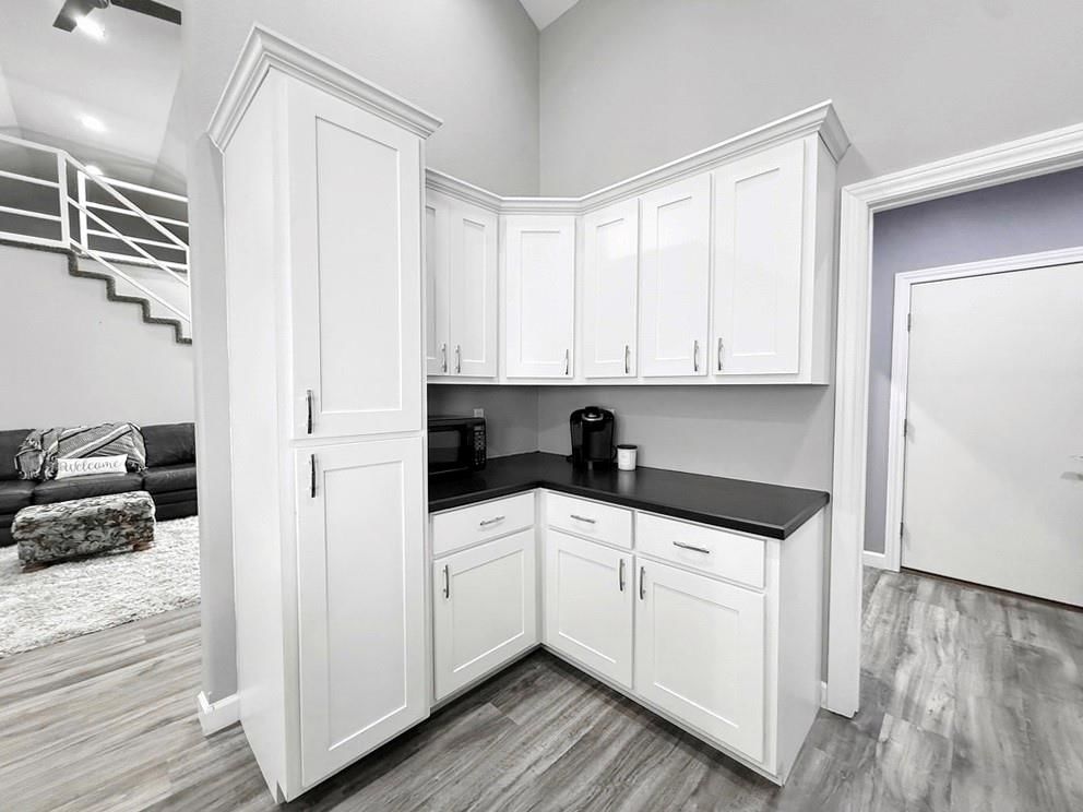 205 E Golden Street — photo 14