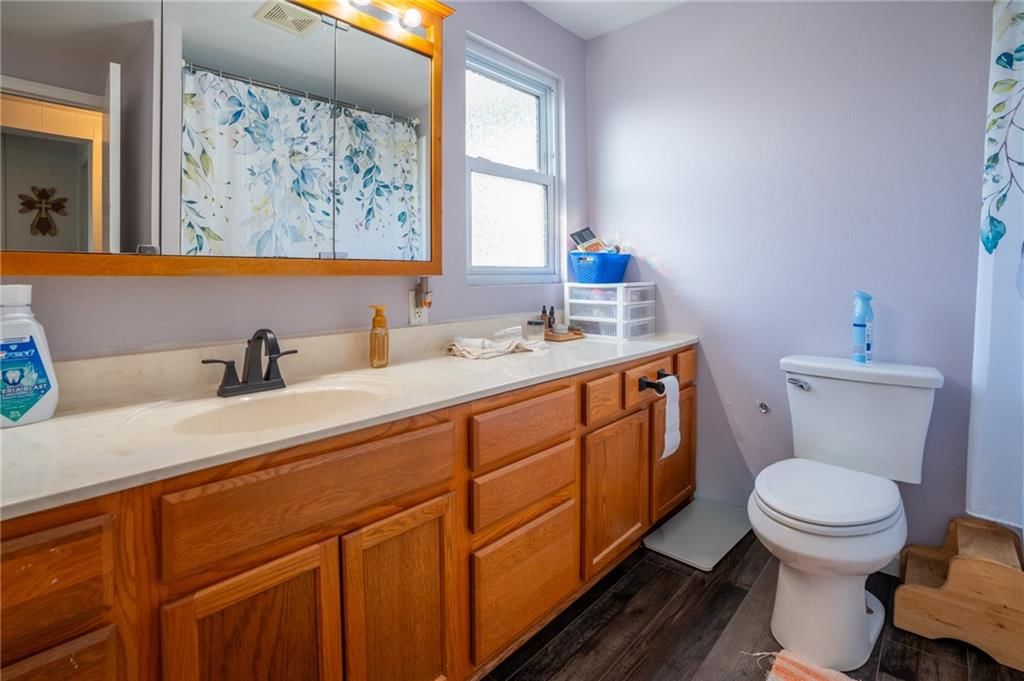 506 NW Church Street — photo 36