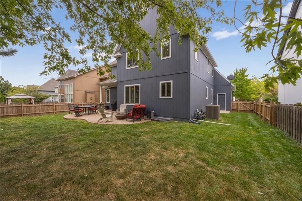 Photo 54 of 58 - 14132 W 138th Terrace