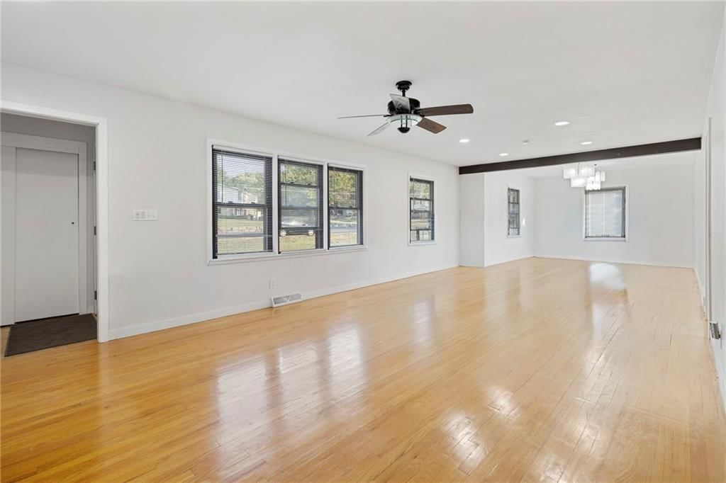 904 S Rogers Road — photo 5
