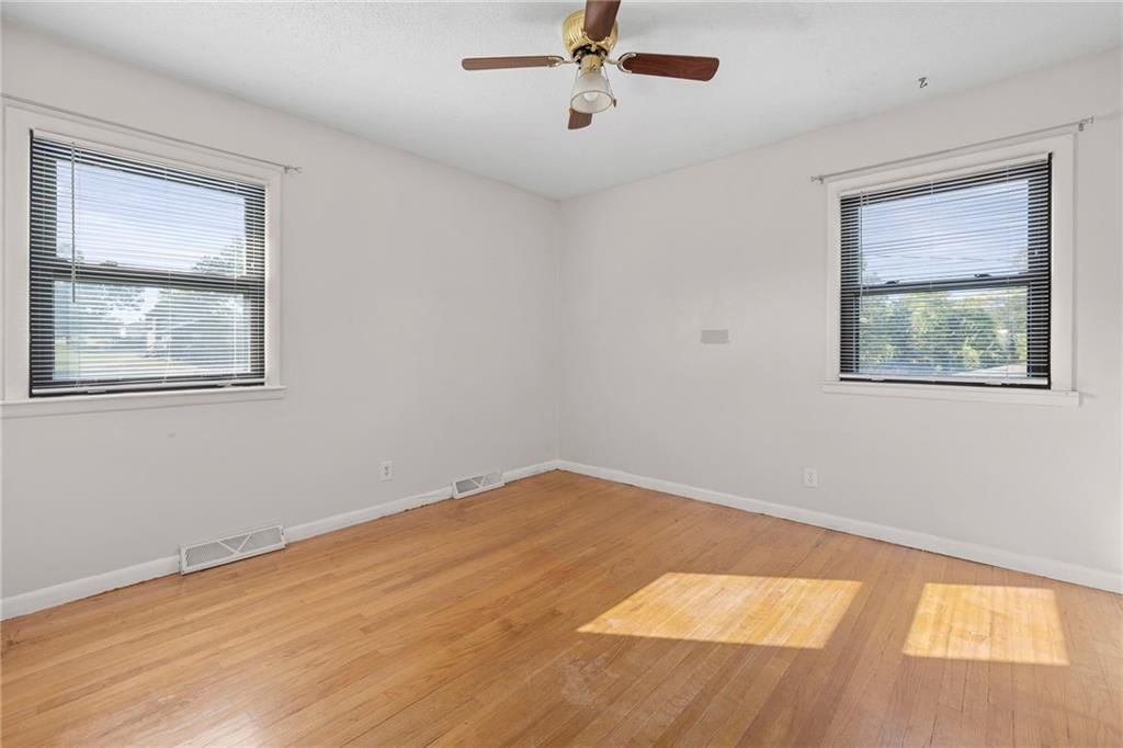 904 S Rogers Road — photo 19