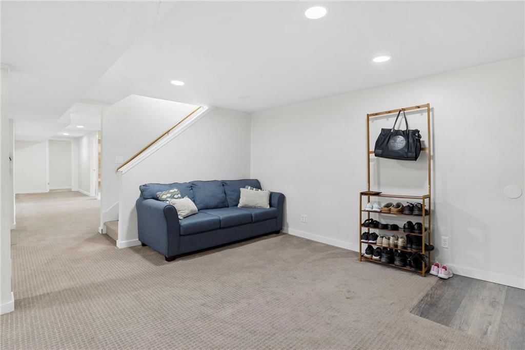 904 S Rogers Road — photo 31