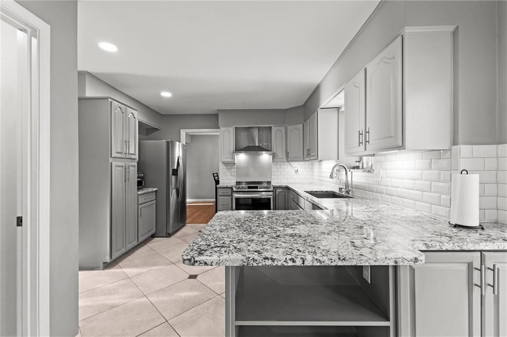 11739 Grant Street — photo 7