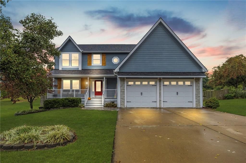 5625 Meadow View Drive — photo 2