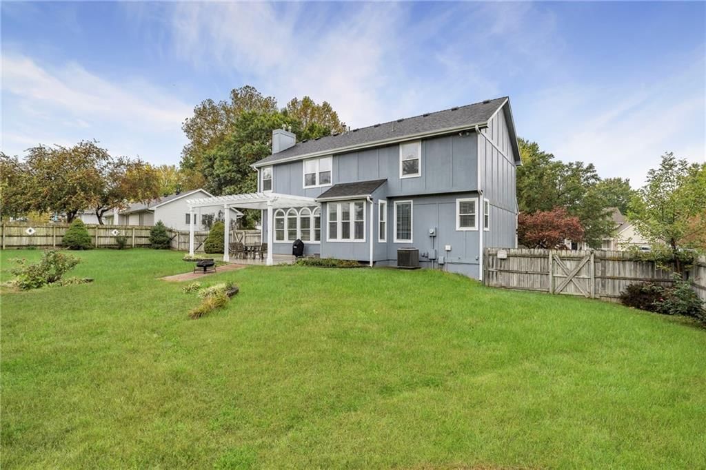 5625 Meadow View Drive — photo 27