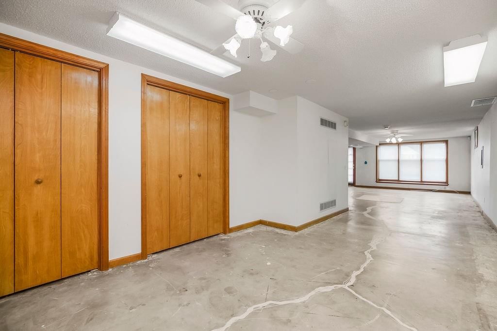 8620 Thorp Street — photo 23
