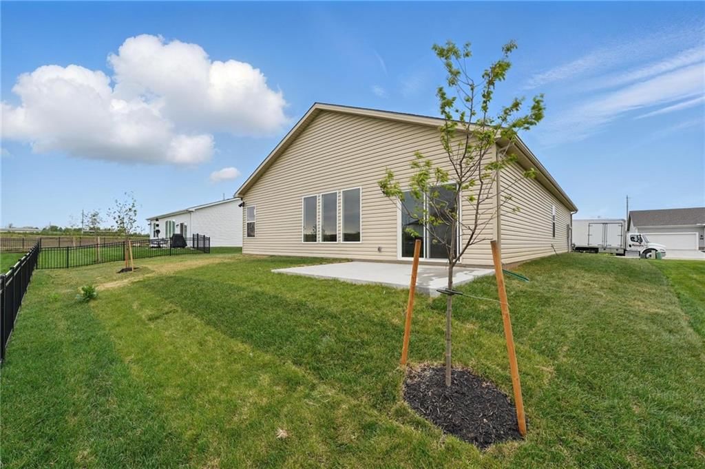 404 SW Mulberry Court — photo 26