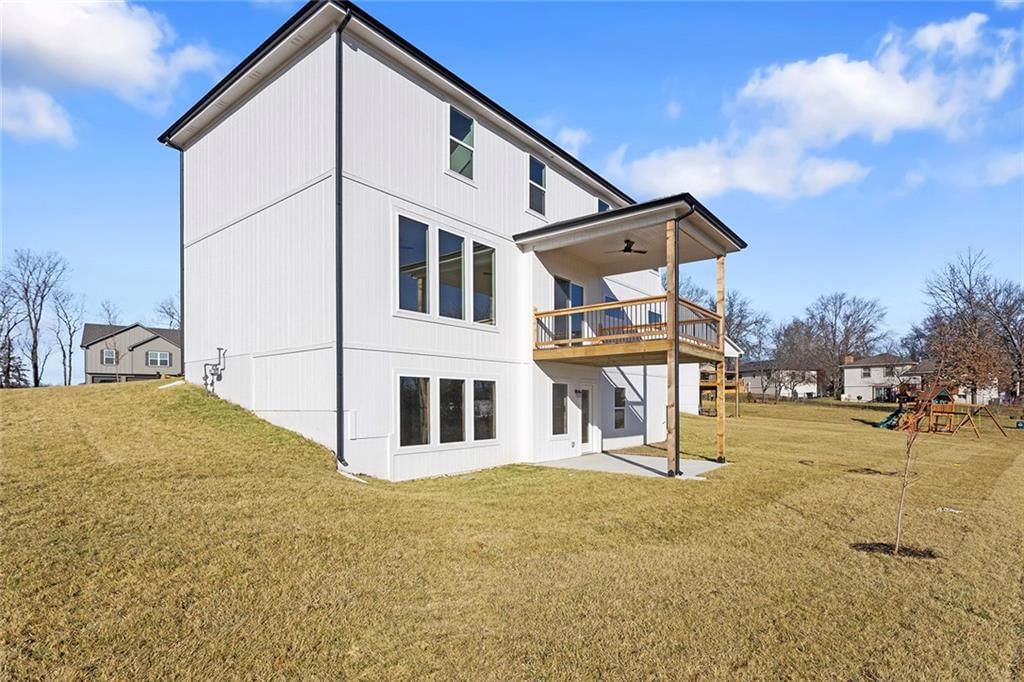 1345 N Holland Court — photo 39