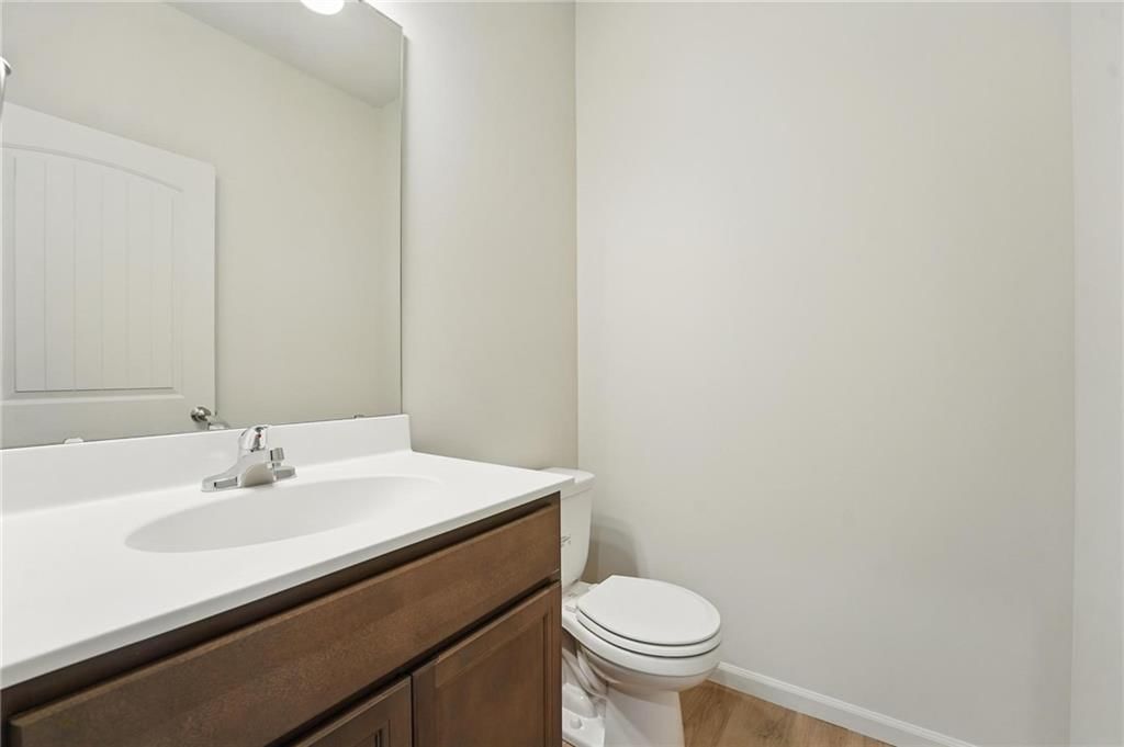 409 SW Redbud Court — photo 12
