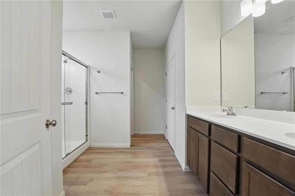 409 SW Redbud Court — photo 18