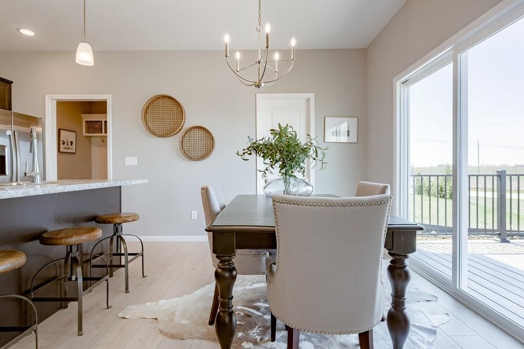 413 SW Mulberry Court — photo 3
