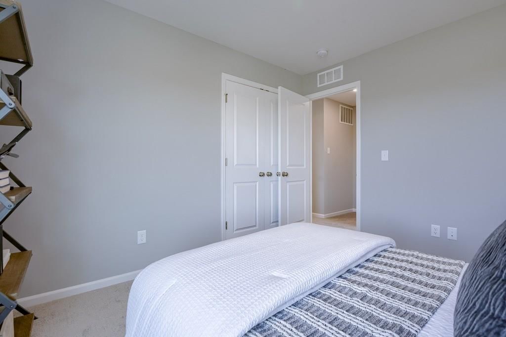 413 SW Mulberry Court — photo 28