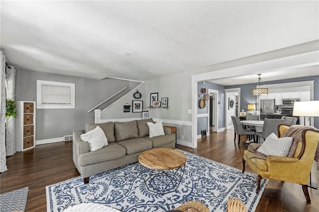 Photo 7 of 43 - 317 N 15TH Street