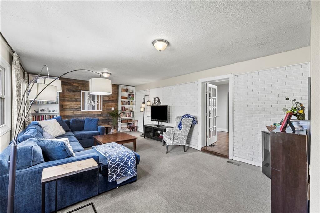 Photo 17 of 43 - 317 N 15TH Street