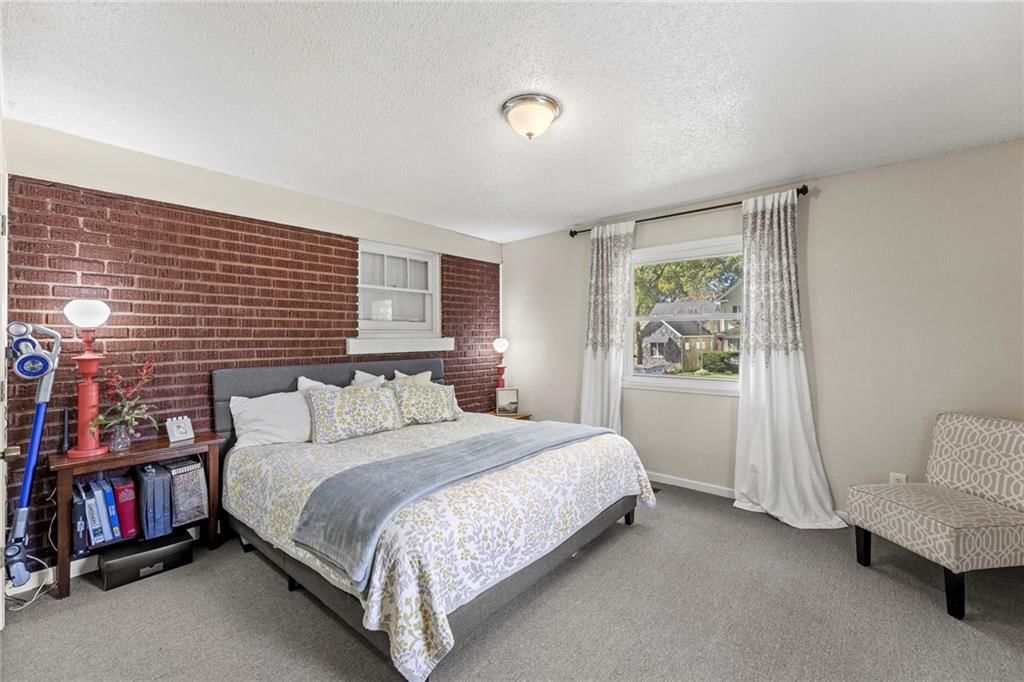 Photo 20 of 43 - 317 N 15TH Street