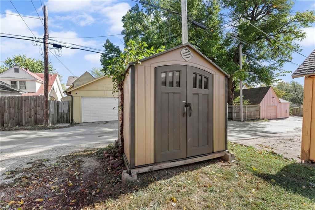 Photo 40 of 43 - 317 N 15TH Street