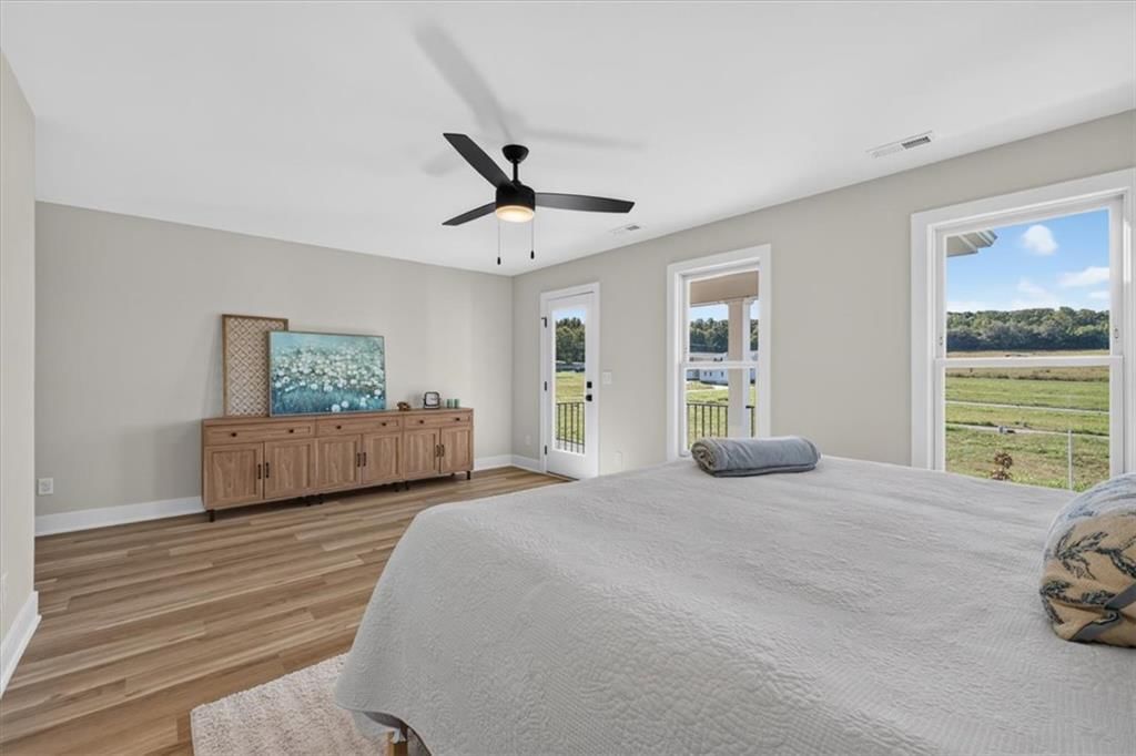 Photo 27 of 40 - 23706 E 11th Street S, Blue Springs, MO 64056