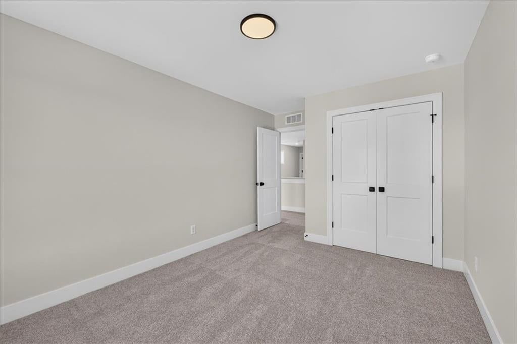 Photo 39 of 40 - 23706 E 11th Street S, Blue Springs, MO 64056
