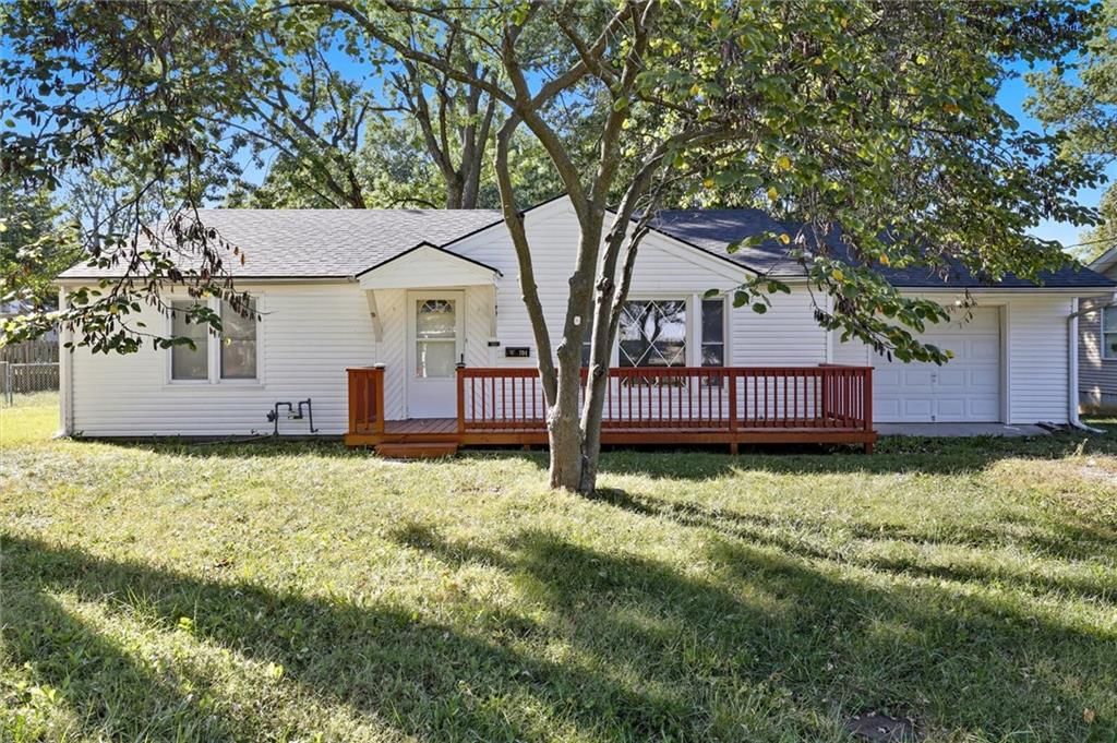 704 SW Clinton Street — photo 4