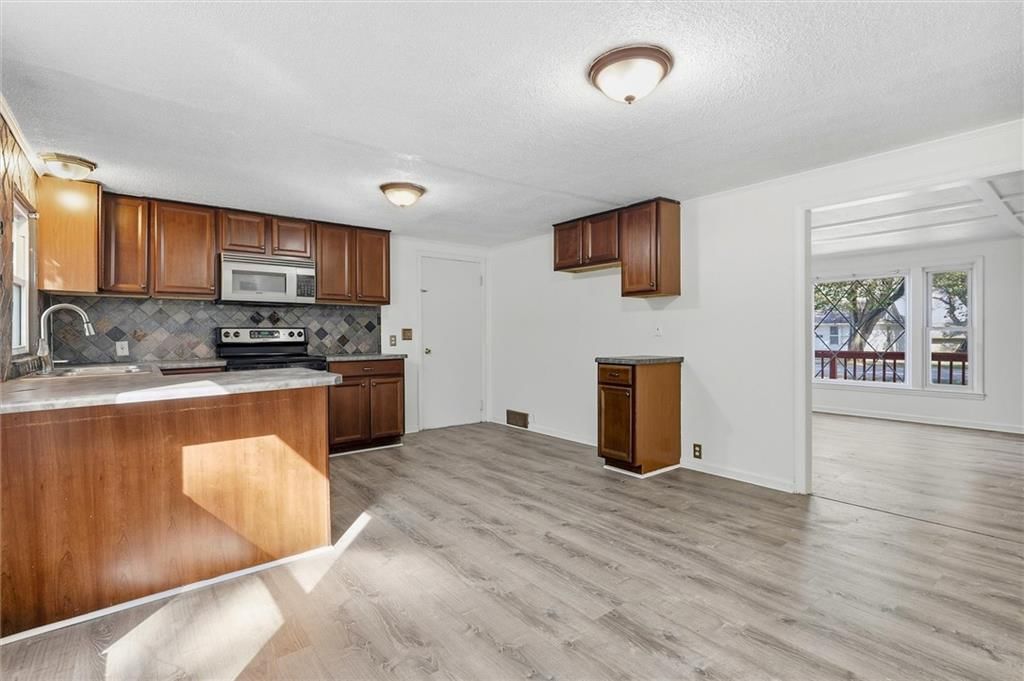 704 SW Clinton Street — photo 9