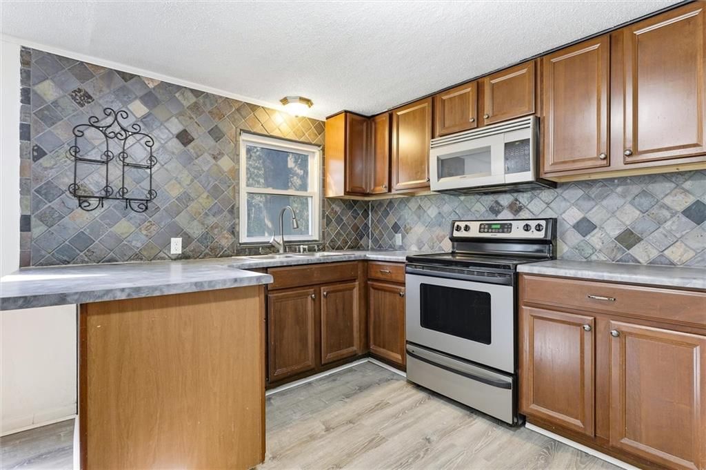 704 SW Clinton Street — photo 10
