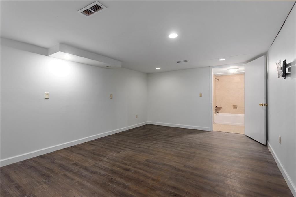 3416 S Crane Street — photo 32