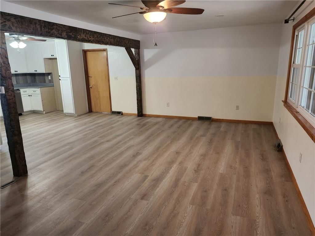 1745 Lake Trenton Drive — photo 3