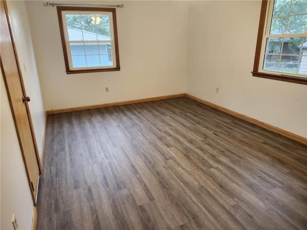 1745 Lake Trenton Drive — photo 8