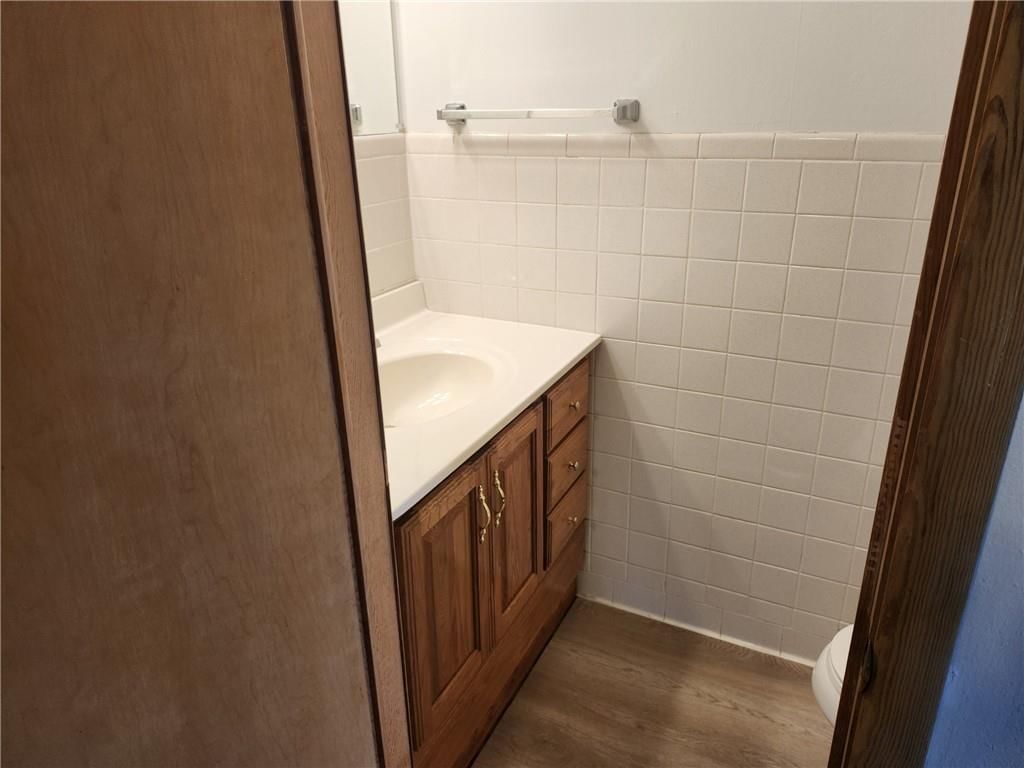 1745 Lake Trenton Drive — photo 10