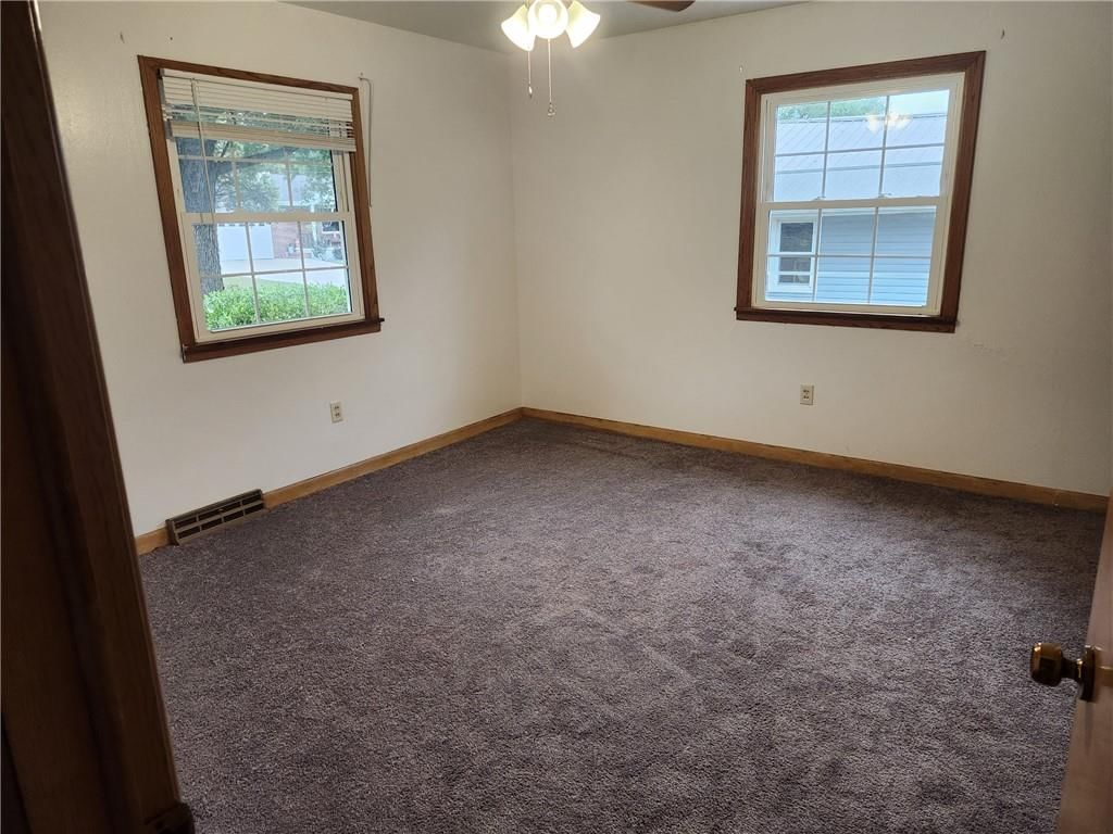 1745 Lake Trenton Drive — photo 12