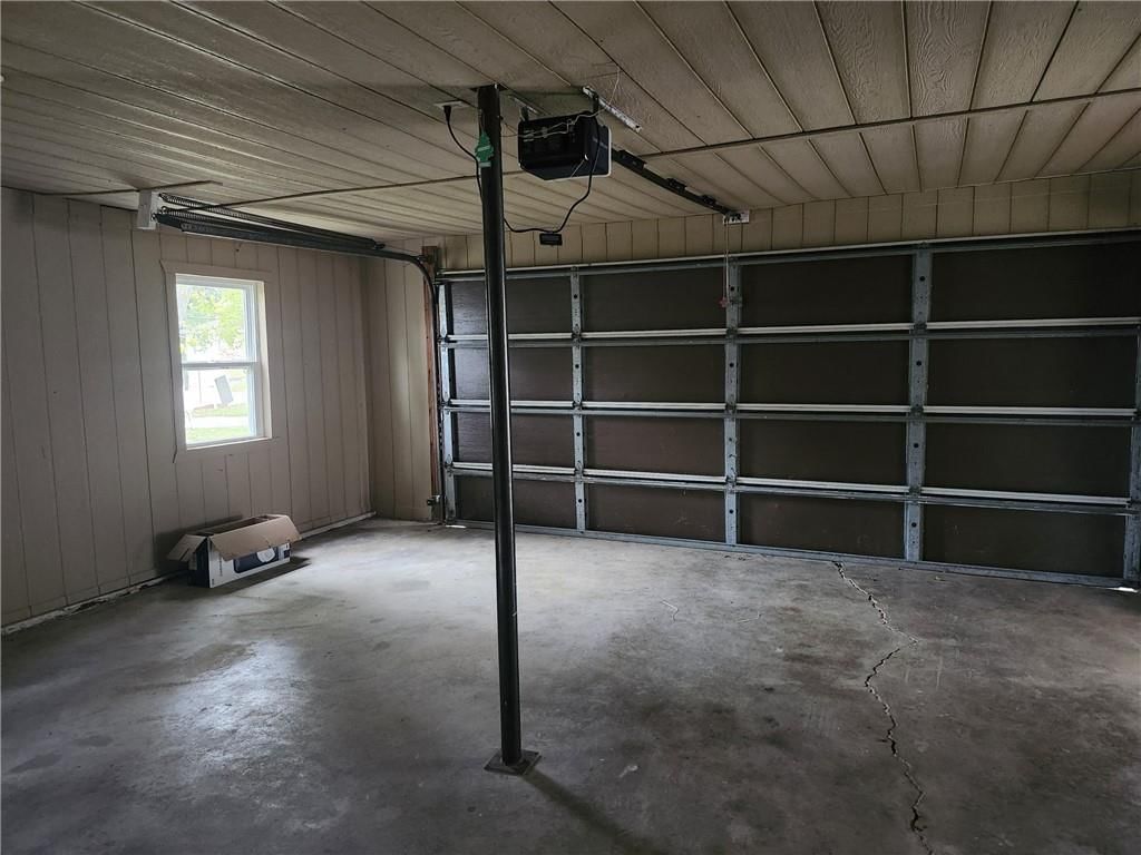 1745 Lake Trenton Drive — photo 17