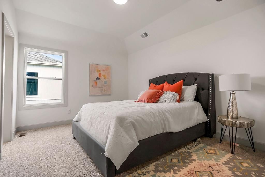 2441 W 177th Street — photo 47